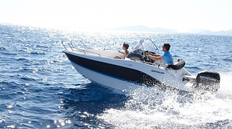 Quicksilver Activ 455 Open