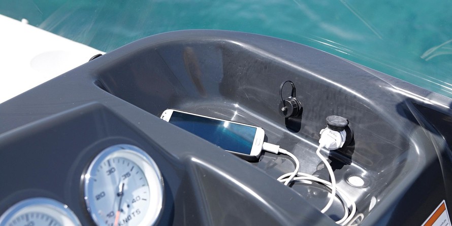 Quicksilver Activ 455 Open