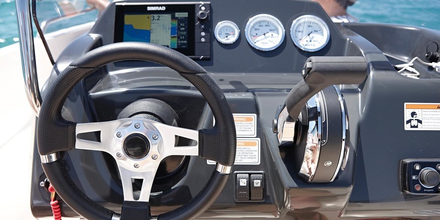 Quicksilver Activ 455 Open