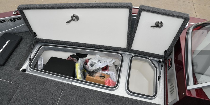 Everglades 230 cc w/ 250 verado