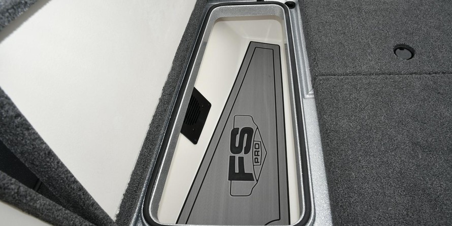 Everglades 230 cc w/ 250 verado