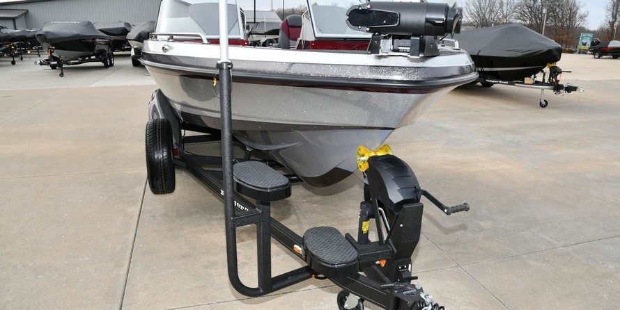 Everglades 230 cc w/ 250 verado