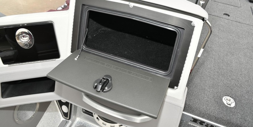 Everglades 230 cc w/ 250 verado