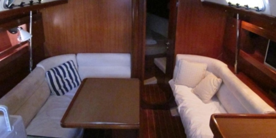 Dufour 40 Performance