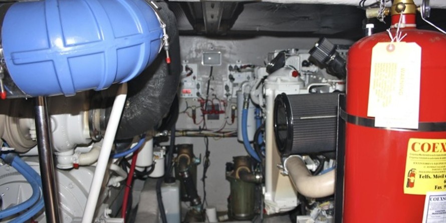 Sea Ray 455 Sedan Bridge