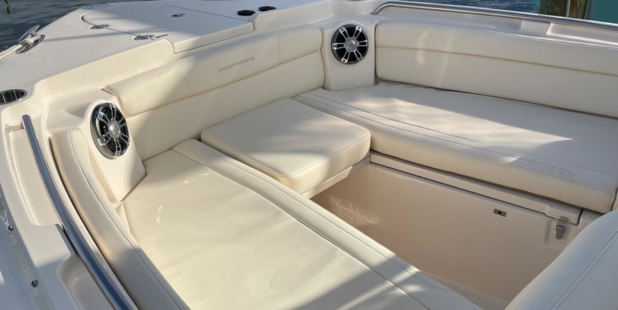 Grady-White Freedom 285