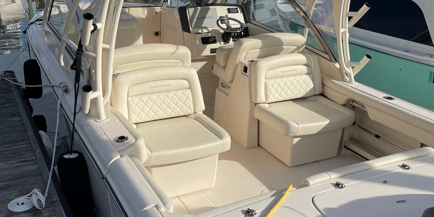 Grady-White Freedom 285