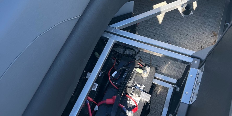 Premier Pontoons S-Series RF