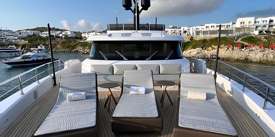 Custom Line Navetta 30