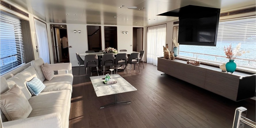 Custom Line Navetta 30