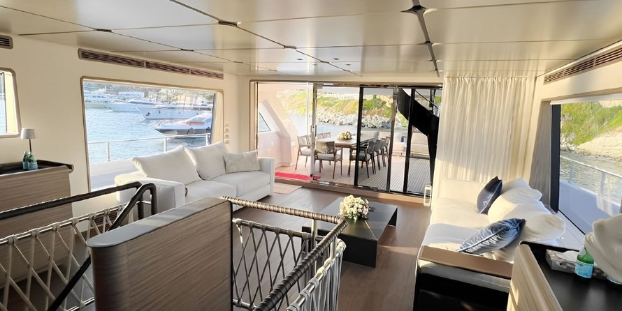 Custom Line Navetta 30