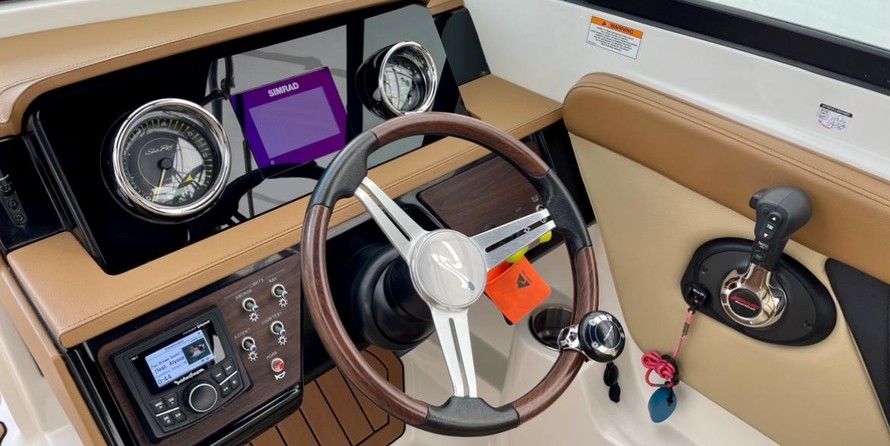 Sea Ray SPX 230 OB