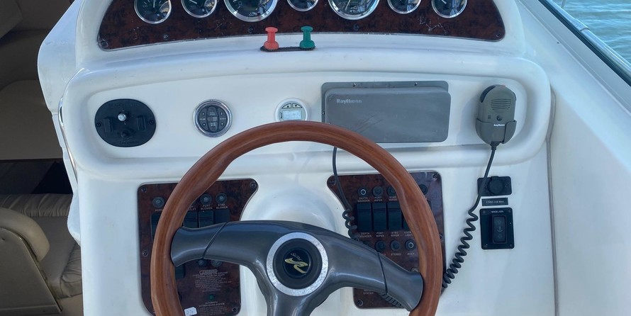 Sea ray 270 sundancer