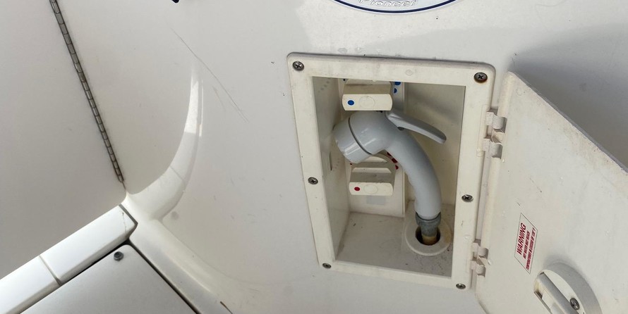 Sea ray 270 sundancer