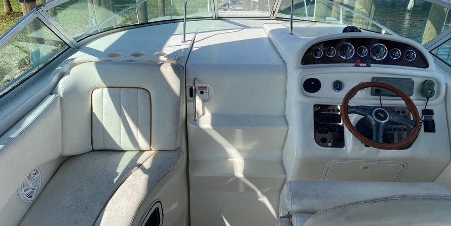 Sea ray 270 sundancer