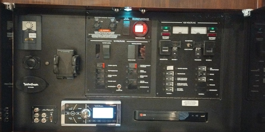 Sea Ray 350 Sundancer