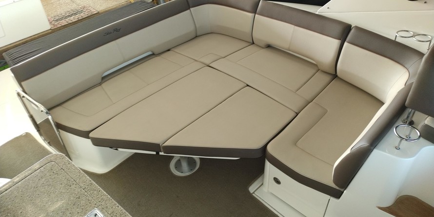 Sea Ray 350 Sundancer