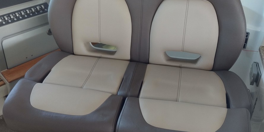 Sea Ray 350 Sundancer