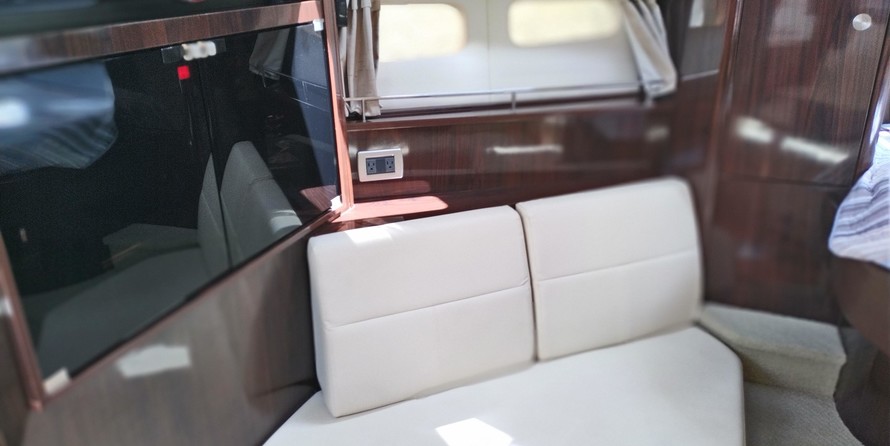 Sea Ray 350 Sundancer