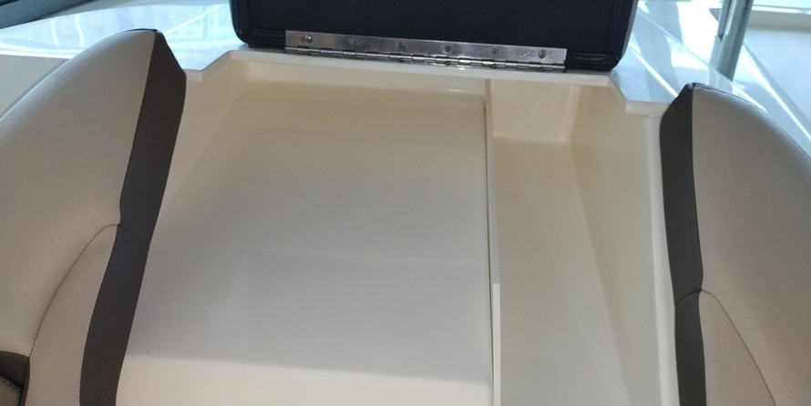 Sea Ray 350 Sundancer