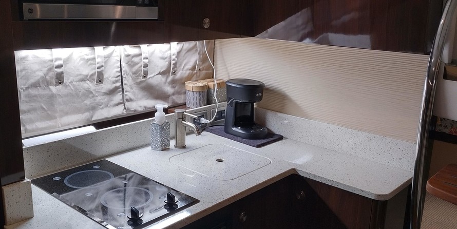 Sea Ray 350 Sundancer