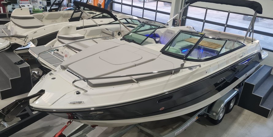 Sea Ray Sun Sport 250