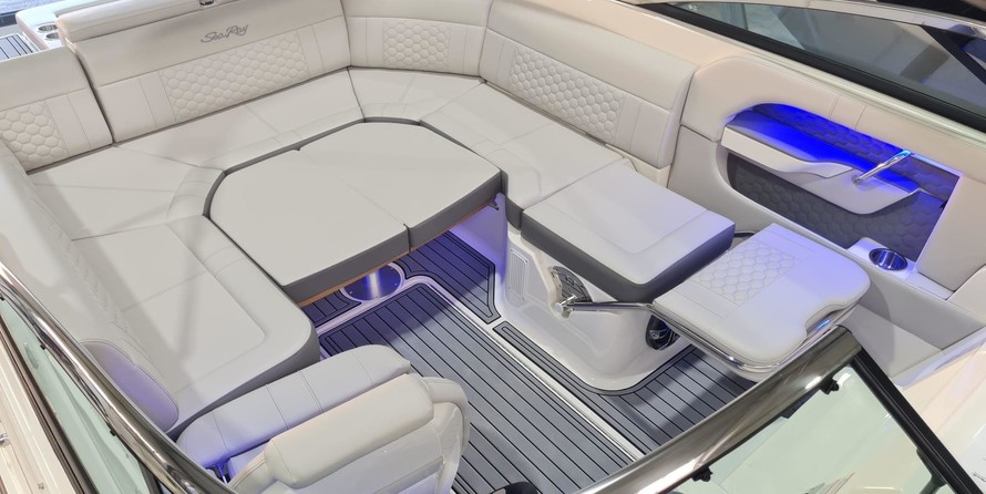 Sea Ray Sun Sport 250