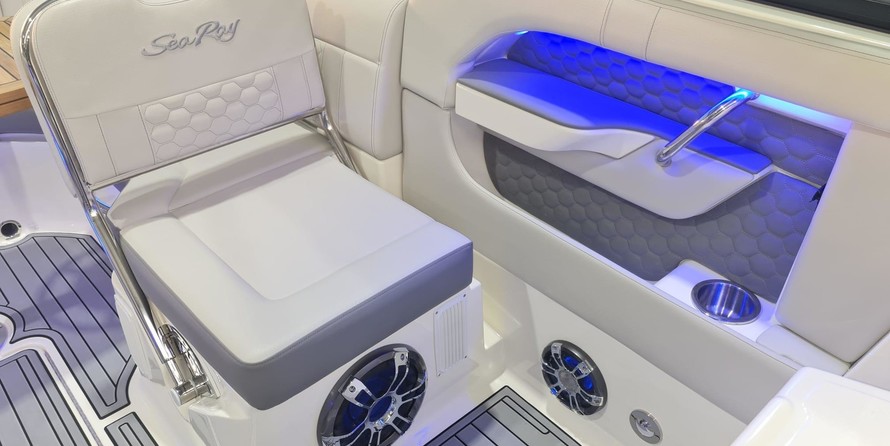 Sea Ray Sun Sport 250