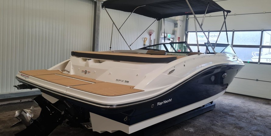 Sea Ray SPX 210