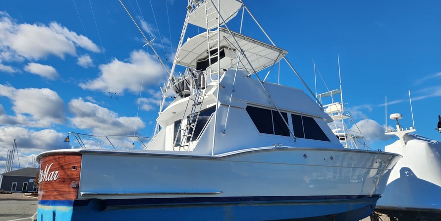 Hatteras 77 Convertible