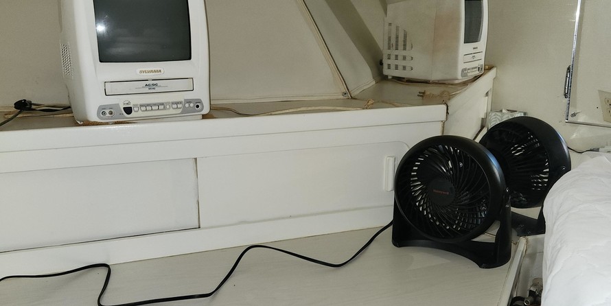 Hatteras 77 Convertible