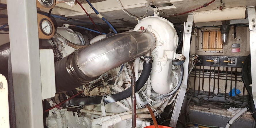 Hatteras 77 Convertible