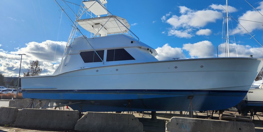 Hatteras 77 Convertible