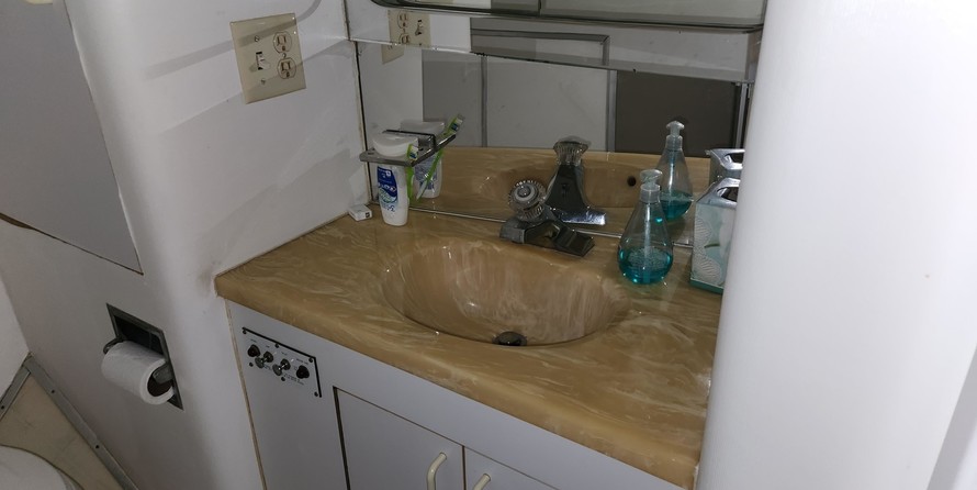 Hatteras 77 Convertible