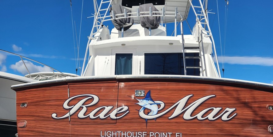 Hatteras 77 Convertible