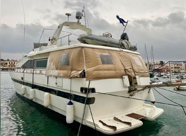 Azimut 72