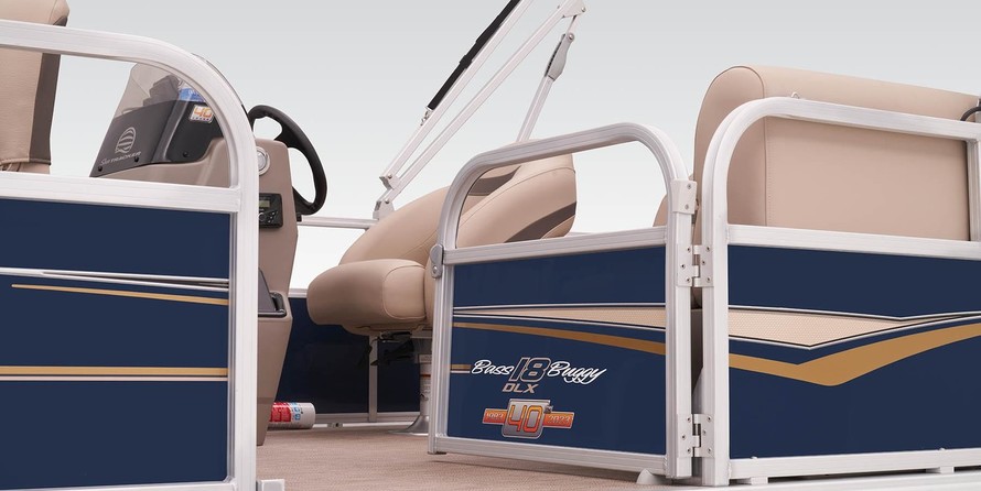 Sun Tracker Bass Buggy 18 DLX