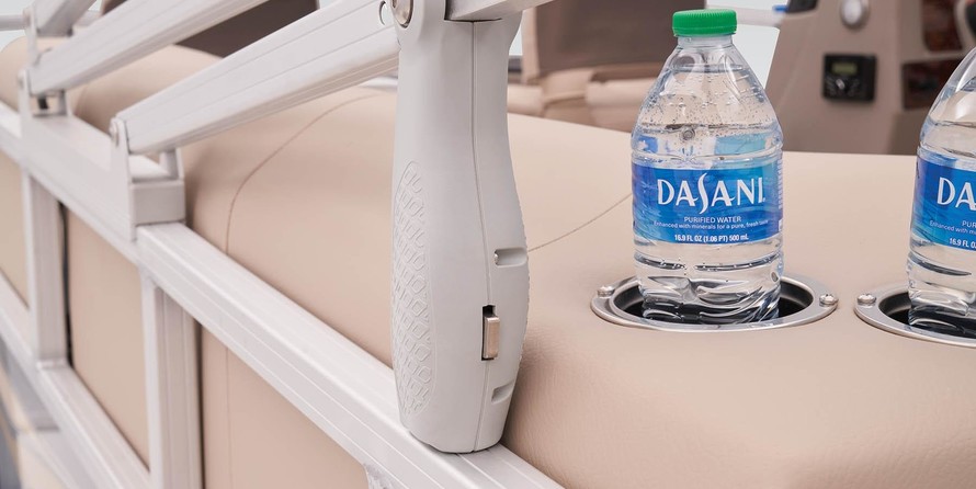 Sun Tracker Bass Buggy 18 DLX