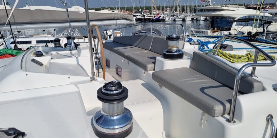 Lagoon 440 - 4 + 2 cab.