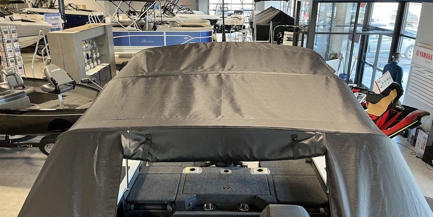 Lund Boats 1875 Pro-V Sport