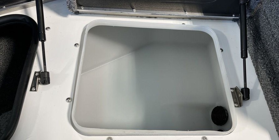 Lund Boats 1875 Pro-V Sport