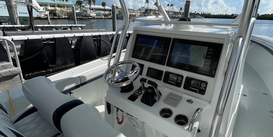 Yellowfin 32 offshore