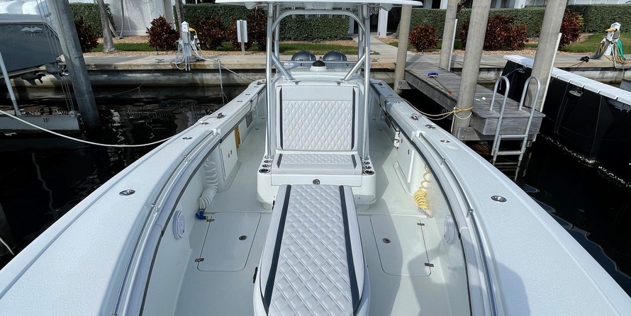 Yellowfin 32 offshore