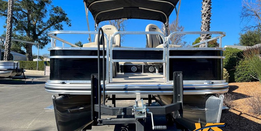 Lowe Ultra 182 Fish &amp; Cruise