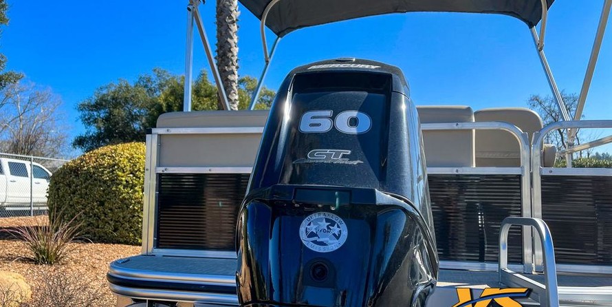 Lowe Ultra 182 Fish &amp; Cruise