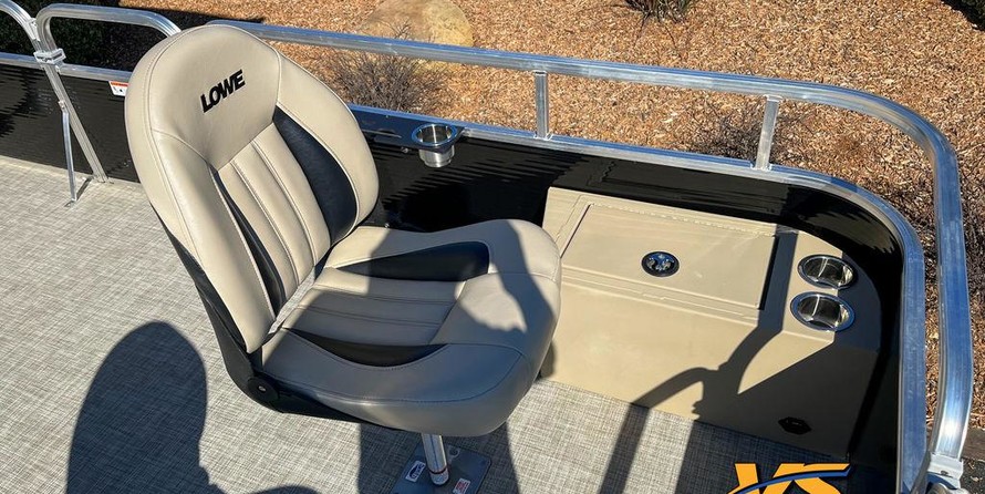 Lowe Ultra 182 Fish &amp; Cruise