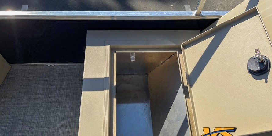 Lowe Ultra 182 Fish &amp; Cruise