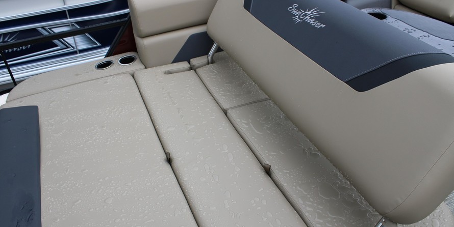 Sunchaser Boats Geneva Cruise 22 LR DH