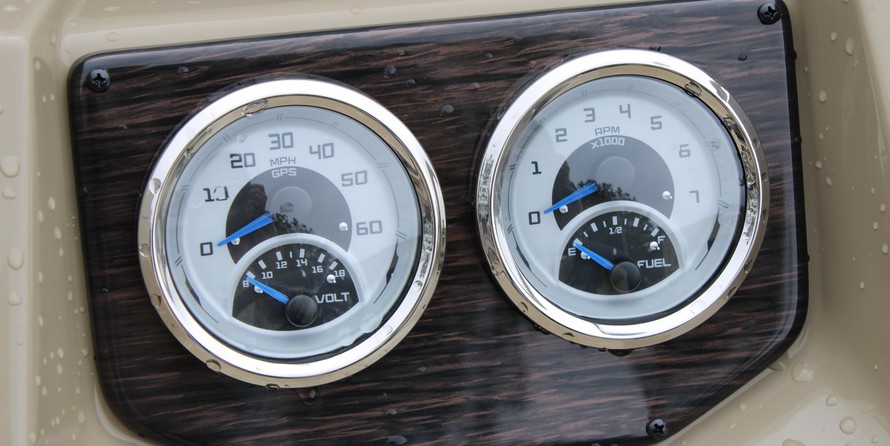 Sunchaser Boats Geneva Cruise 22 LR DH