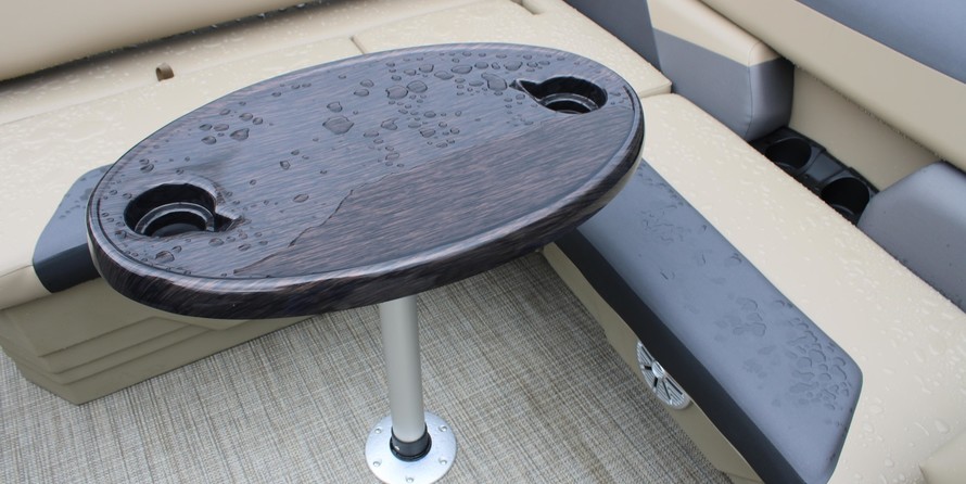 Sunchaser Boats Geneva Cruise 22 LR DH